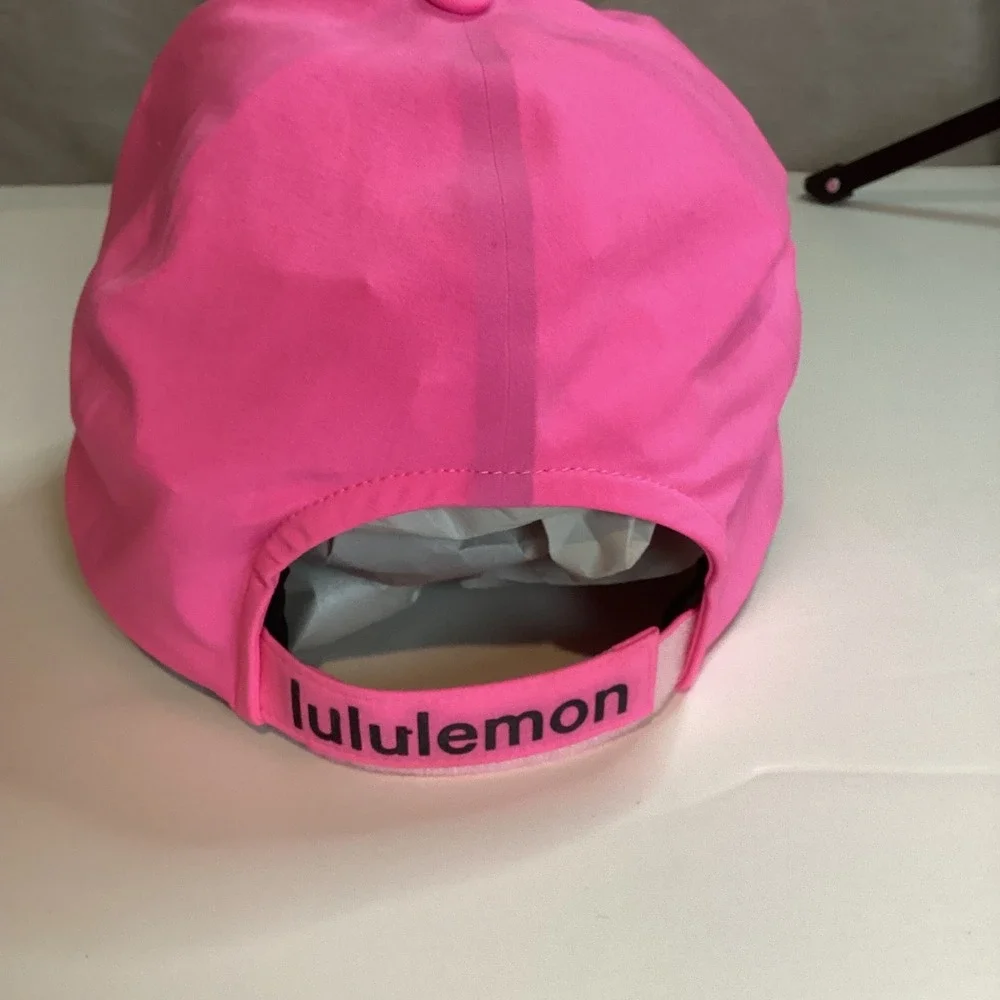 Lululemon Fast and Free Run Hat Womens Pink Adjustable Reflective Running Cap OS